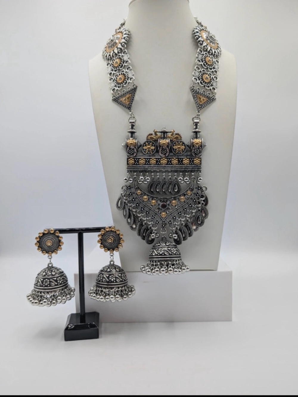 NWOT Bala Afghani FusionBoho Necklace Set